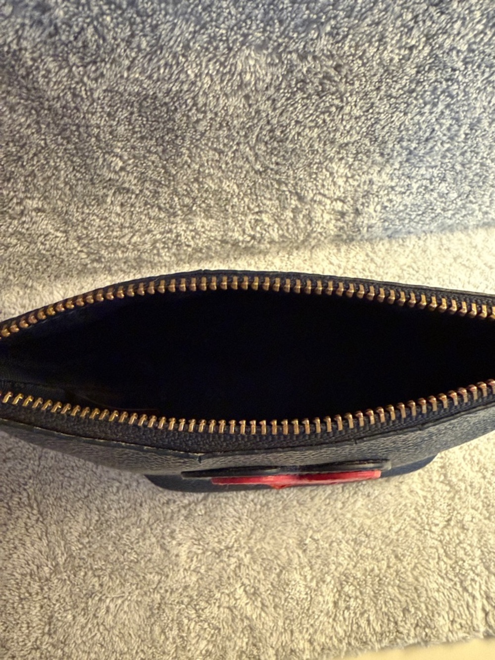 Tory Burch Navy Leather Heart Cosmetic Pouch - Picture 4 of 6